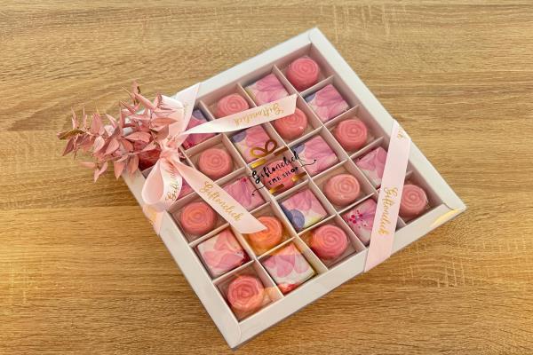 Blush Bloom Chocolate Box
